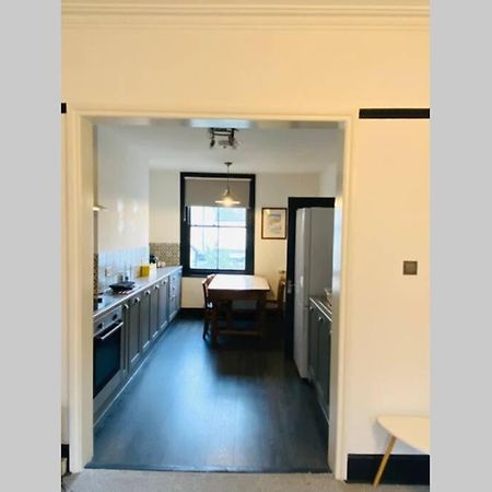 Beautiful First Floor Apartment In St Leonards Exterior foto